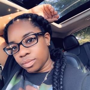 Meet your Posher, Deazhia